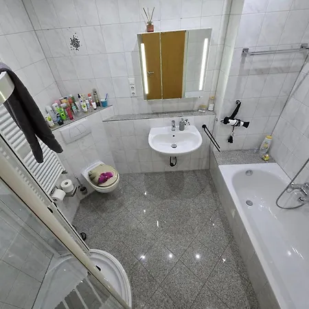 Hochwertige 3 Erdgeschosswohnung