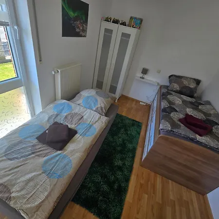 Hochwertige 3 Erdgeschosswohnung Апартаменты Гревен